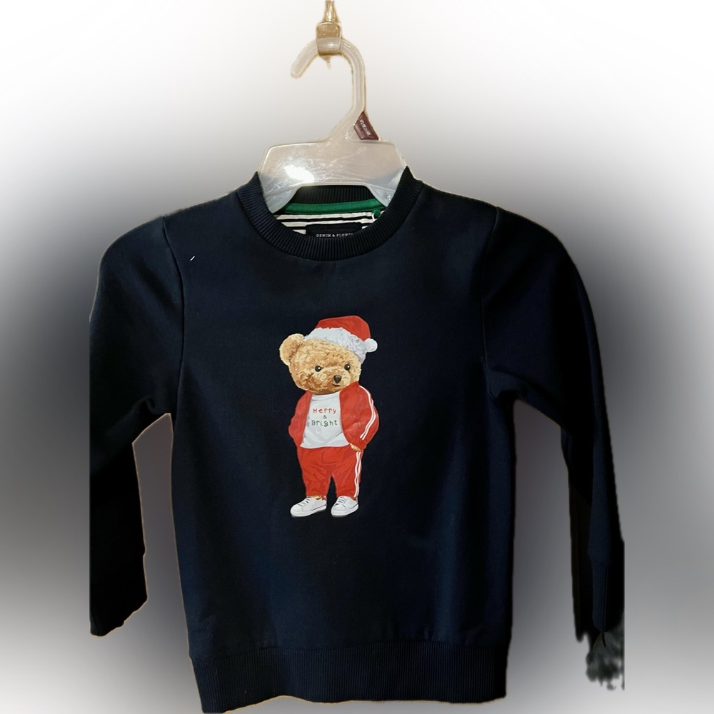 NWT unisex toddler adorable holiday sweater.